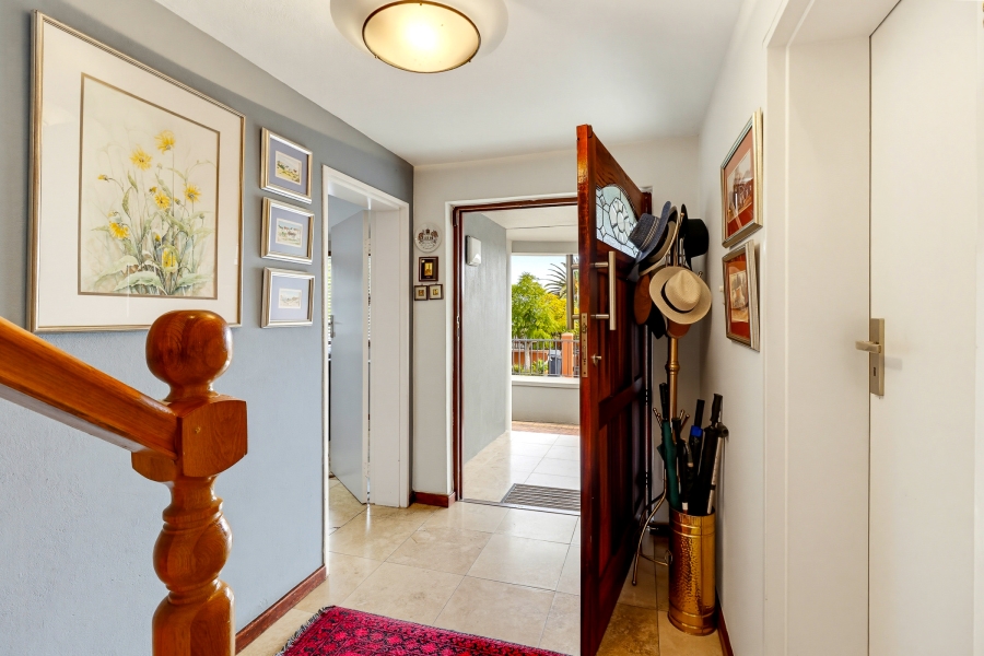 5 Bedroom Property for Sale in Monte Sereno Western Cape